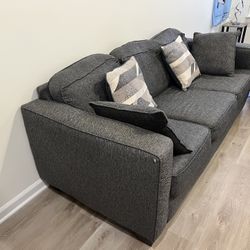 Rooms To Go 3 Seater Fabric Sofa