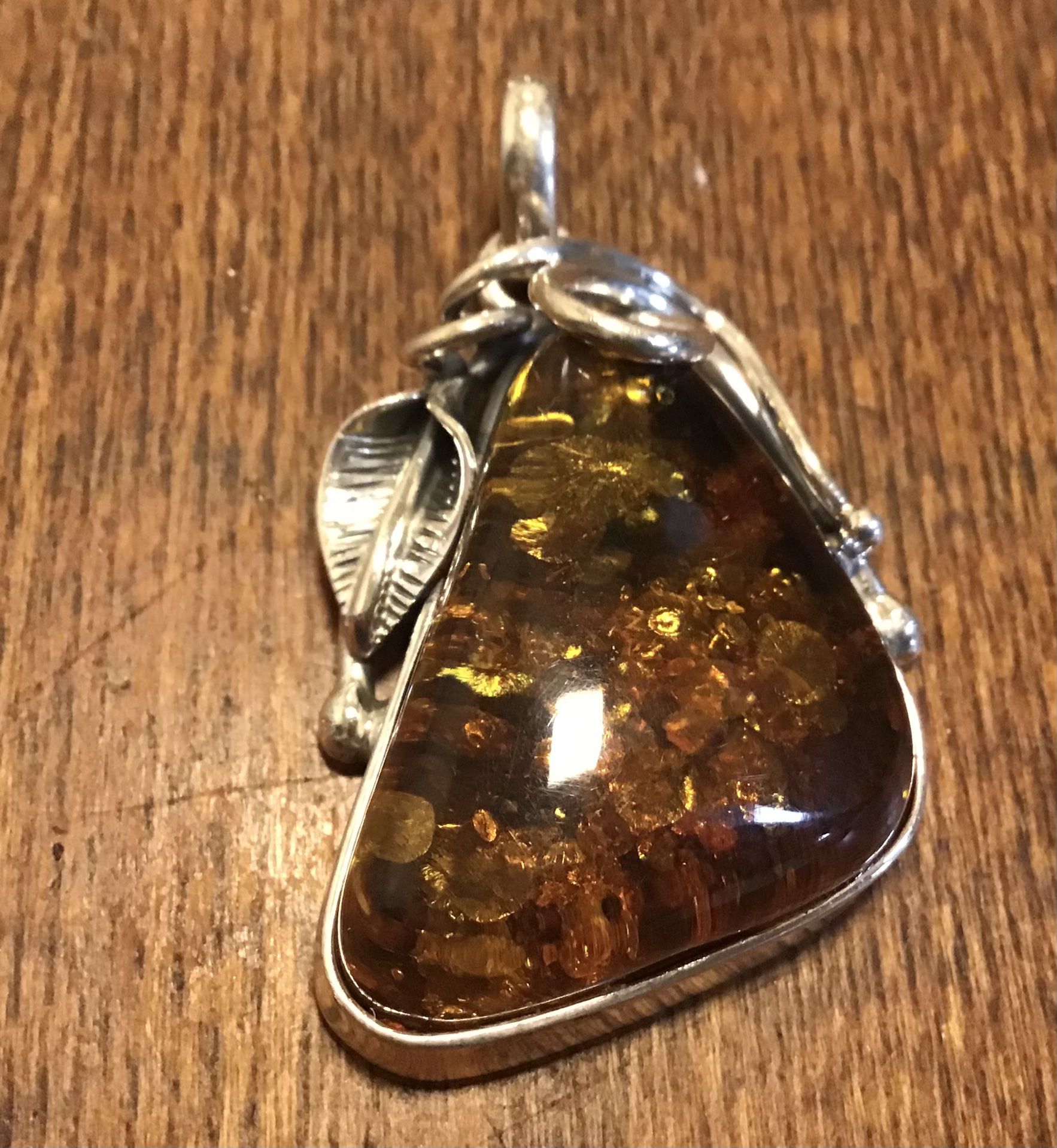 Stunning large amber sterling  pendant