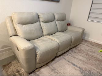 Electric Reclinable Leather 3 seat Couch with USB charging station