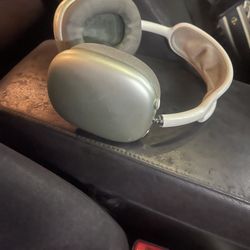 Apple Air Pod Pro Max Headphones 