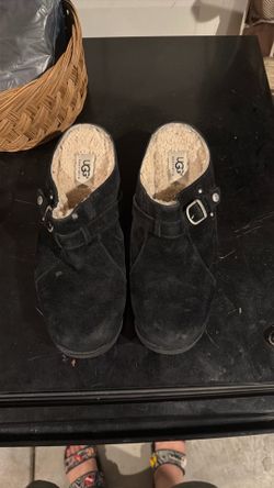 Women UGG size 9
