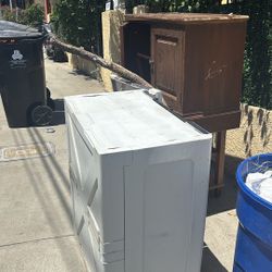 Free Cabinet 