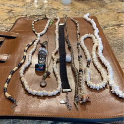 Puca Necklace Collection Seashells Choker And 4 Rings  