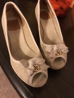 Tory Burch wedges 8 1/2