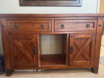Wood cabinet