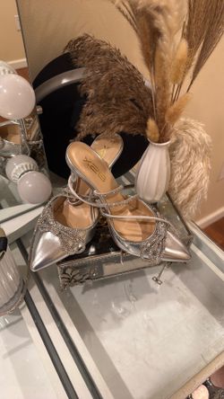 Silver bow Heels