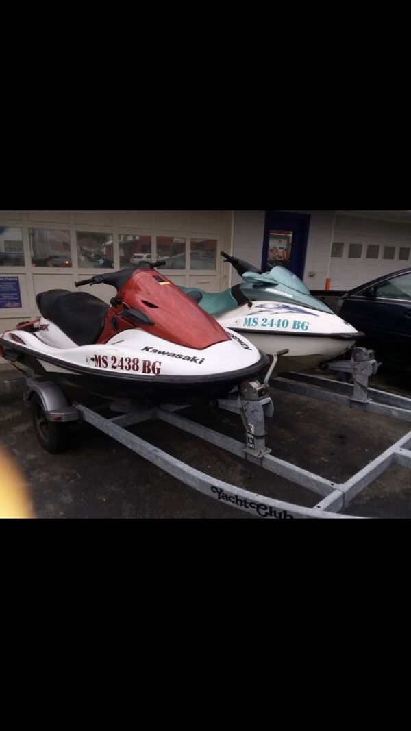 2 Jet Skis W Trailer 2005 Kawasaki Stx900 2001 Sea Doo Gti Bomardier Jetski Ski For Sale In Fitchburg Ma Offerup