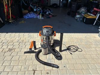 Rigid 10 gallon stainless steel shop vacuum