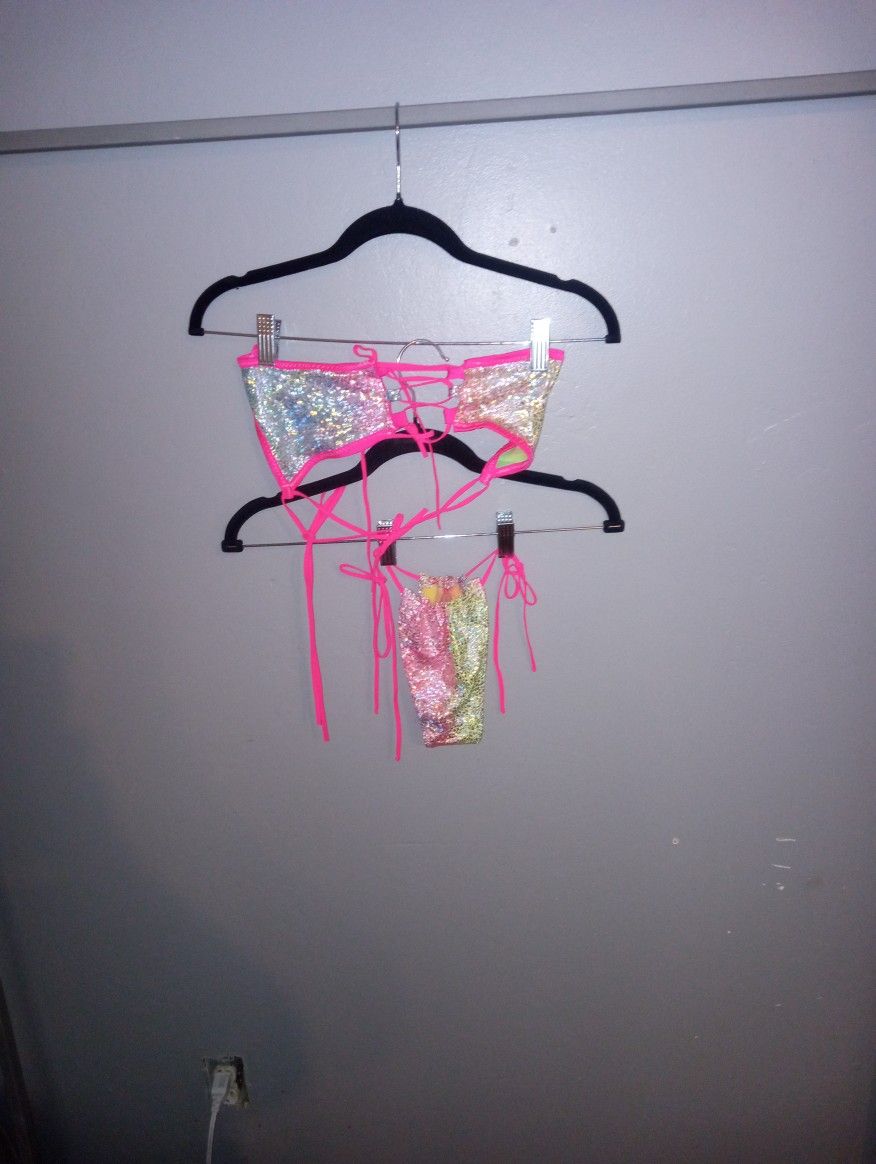String Bikini