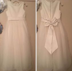 David bridals girl dress size 7