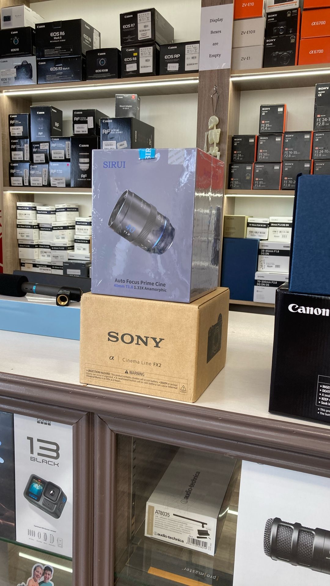 Sony FX2 w/ Sirui 40mm T1.8 Autofocus Anamorphic Lens