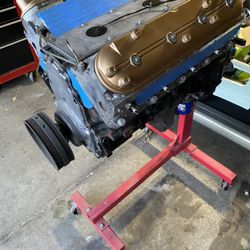 5.3 V8  With Engine Stand / LS Swap