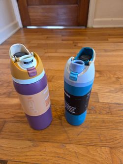 Owala freesips 19 and 30 oz