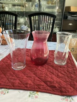 Set of 3 Glass Vases