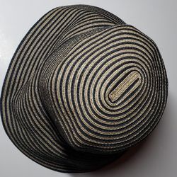 Eric Javits Squishee Medium (Size 7) Hat