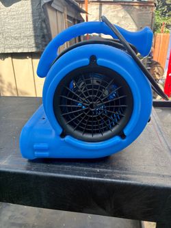 B-Air VP-25 dryer floor blower