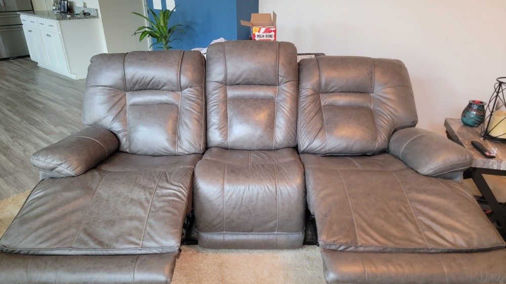 Wurstrow Power Reclining Sofa & Loveseat Set – Excellent Condition! – $1,300 (Firm)