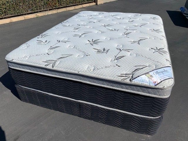 Queen Ortho Bamboo Pillow Top Mattress!!