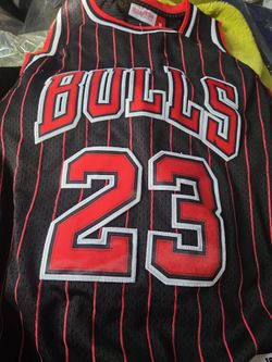 Mitchell & Ness Chicago Bulls Jordan #23 Jersey Size M