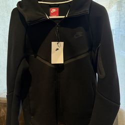 Nike sweater