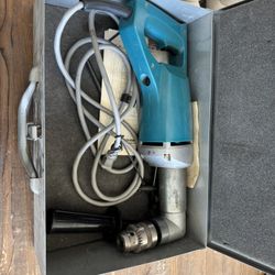 Makita Right-Angle Drill 