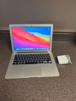 MacBook Air 13.3in i5 Laptop 4gb Ram 500GB SSD W/Lifetime Office
