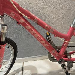 Girls Trek Bike