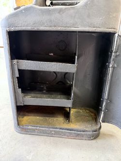 Jerry Can Storage and bracket