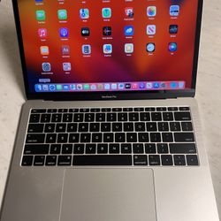2017 MacBook Pro 14 ,1  macOS Ventura 16GB 