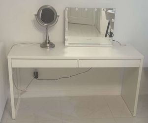 Desk and mirror