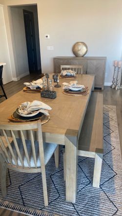 Table and buffet