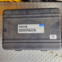 Matco Tools Professional R134a Manifold Gauge Set