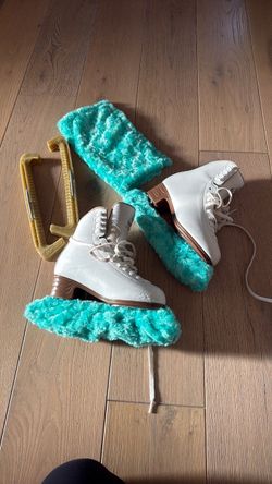 White Figure Ice Skates with Blade Covers