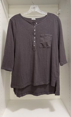 OYSHO gray top, 3/4 sleeves, button front and pocket, size XL