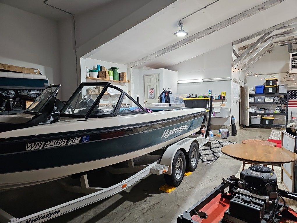 Hydrodyne Direct Drive Ski Boat
