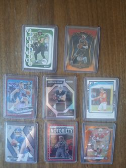 Sports cards lot (8)