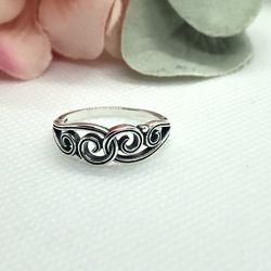 Spiral Swirl Ring | Size 7&8