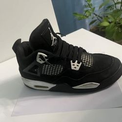 Jordan 4’s