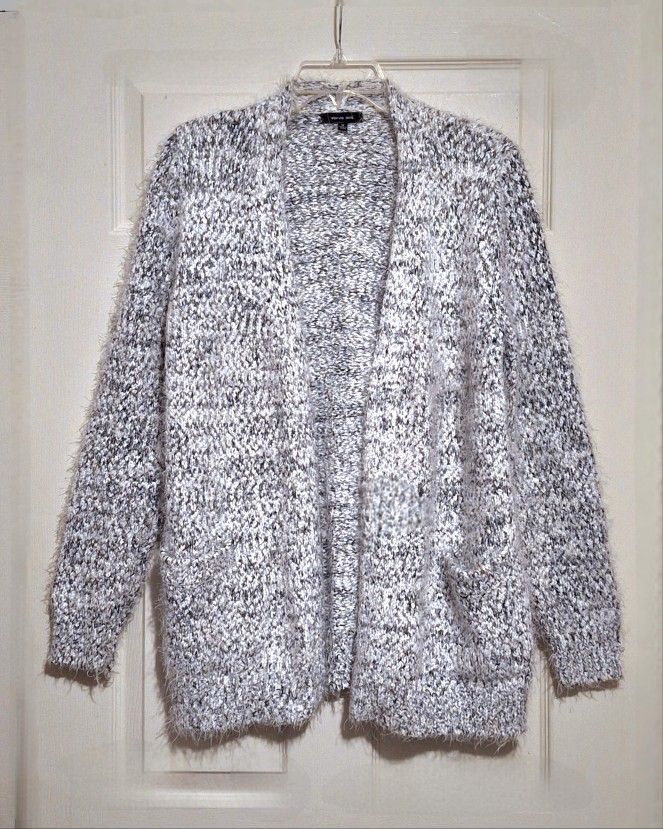 'Verve ami' angora like fluffy cardigan sweater, white & black, Sz. M