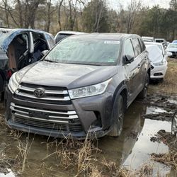 💥 2018 TOYOTA HIGHLANDER – PART OUT! 💥