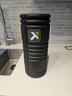 Trigger point performance roller