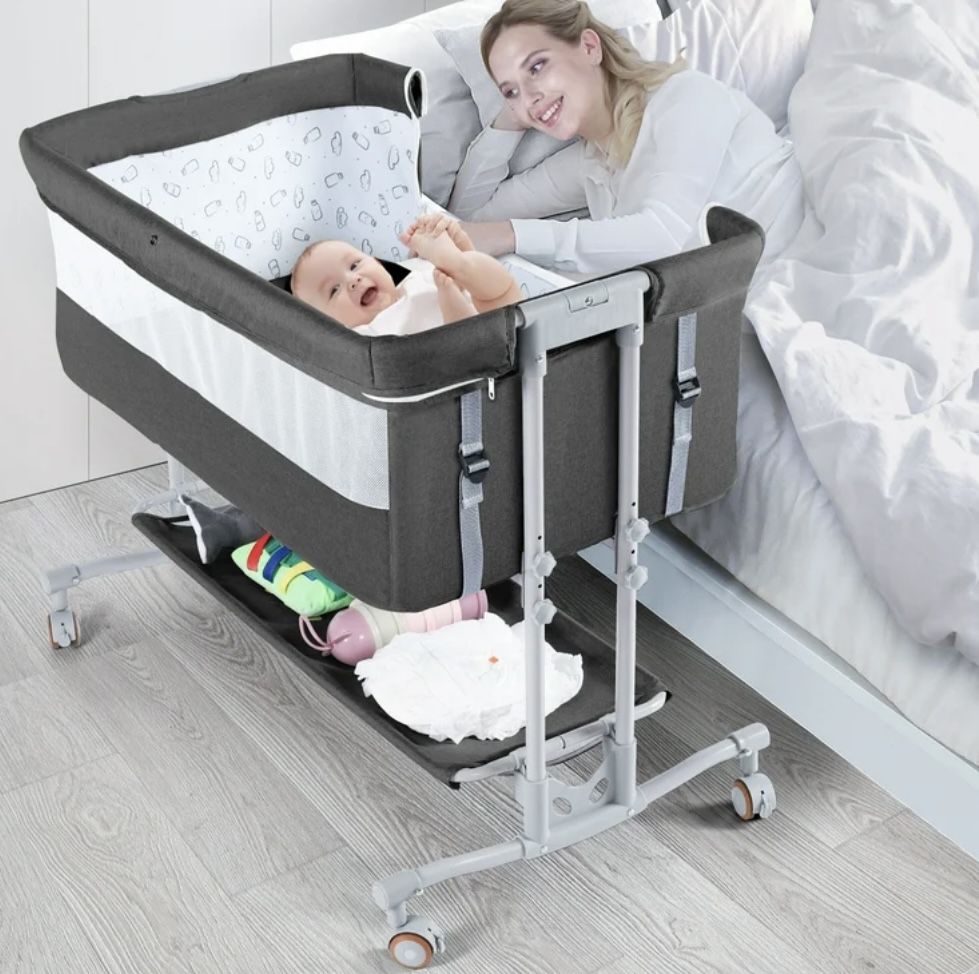 NIB 3 In 1 Bassinet