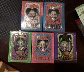 Harley And Joker Figures