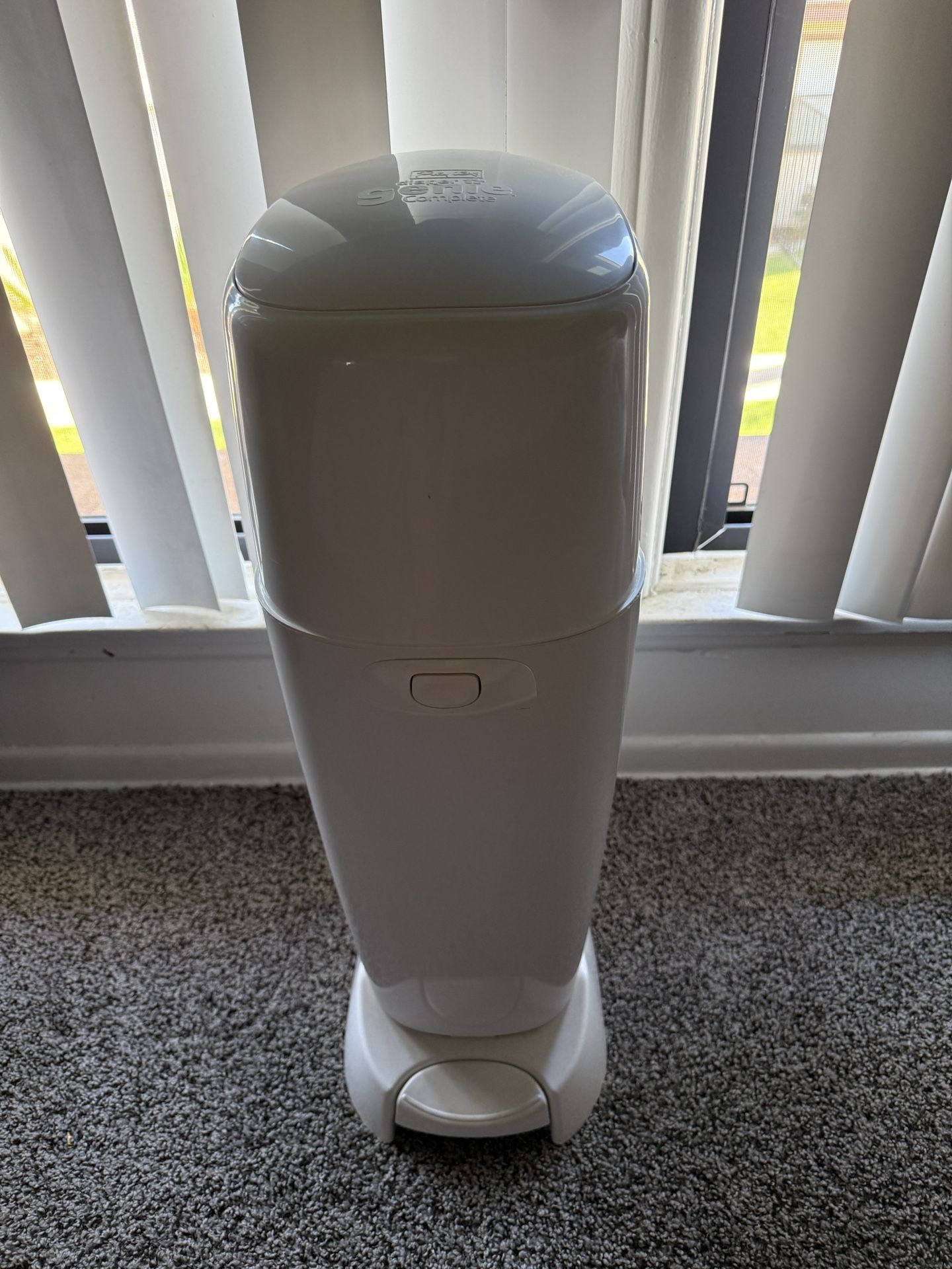 Diaper dispenser