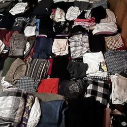 Lg Lot Of Clothing And Shoes 