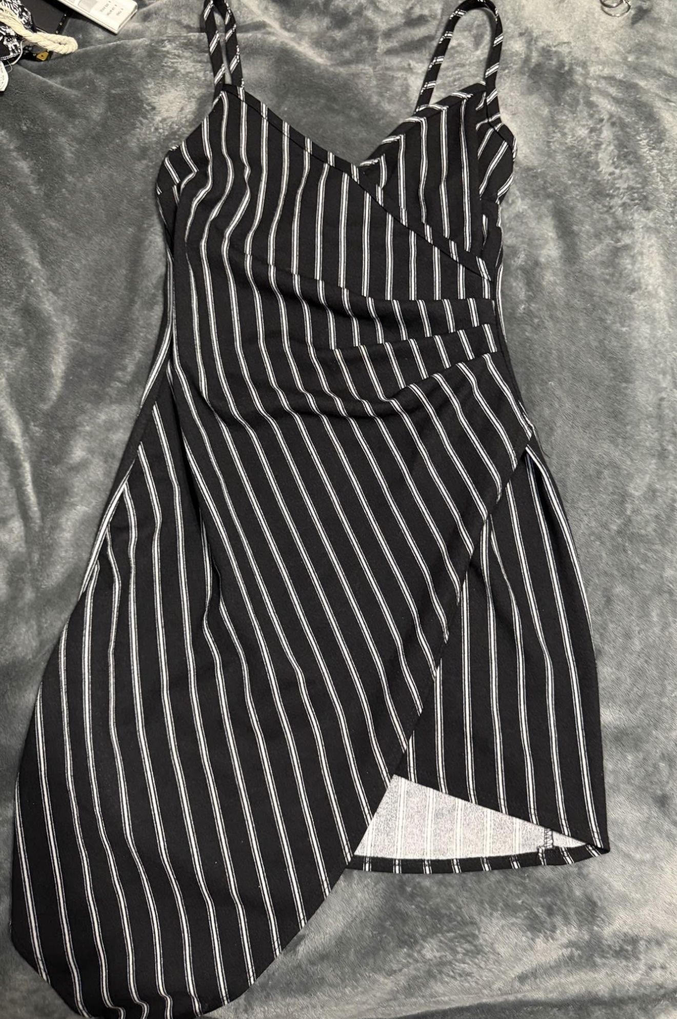 Black & White Striped Wrap Dress (Size:S)