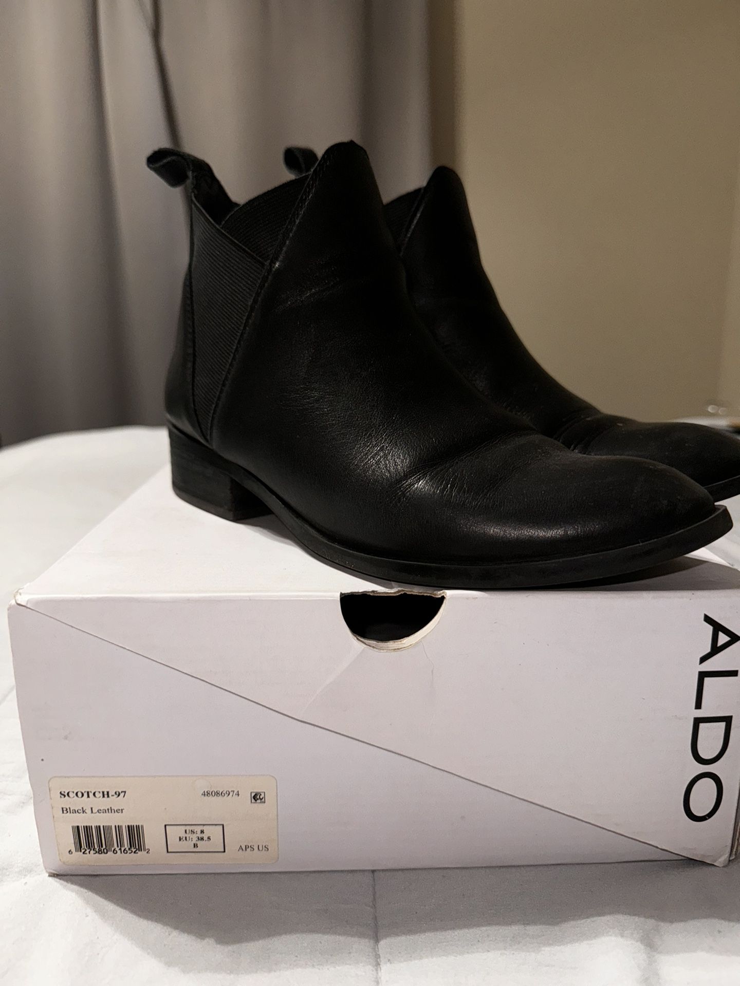 Aldo Women’s black boots