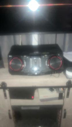 LG XBOOM CJ87