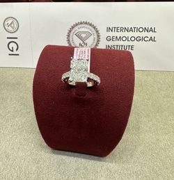 14kt Wg 5.00 LabGrown Center 1.05ct Side Total 6.05ct Solitaire Ring