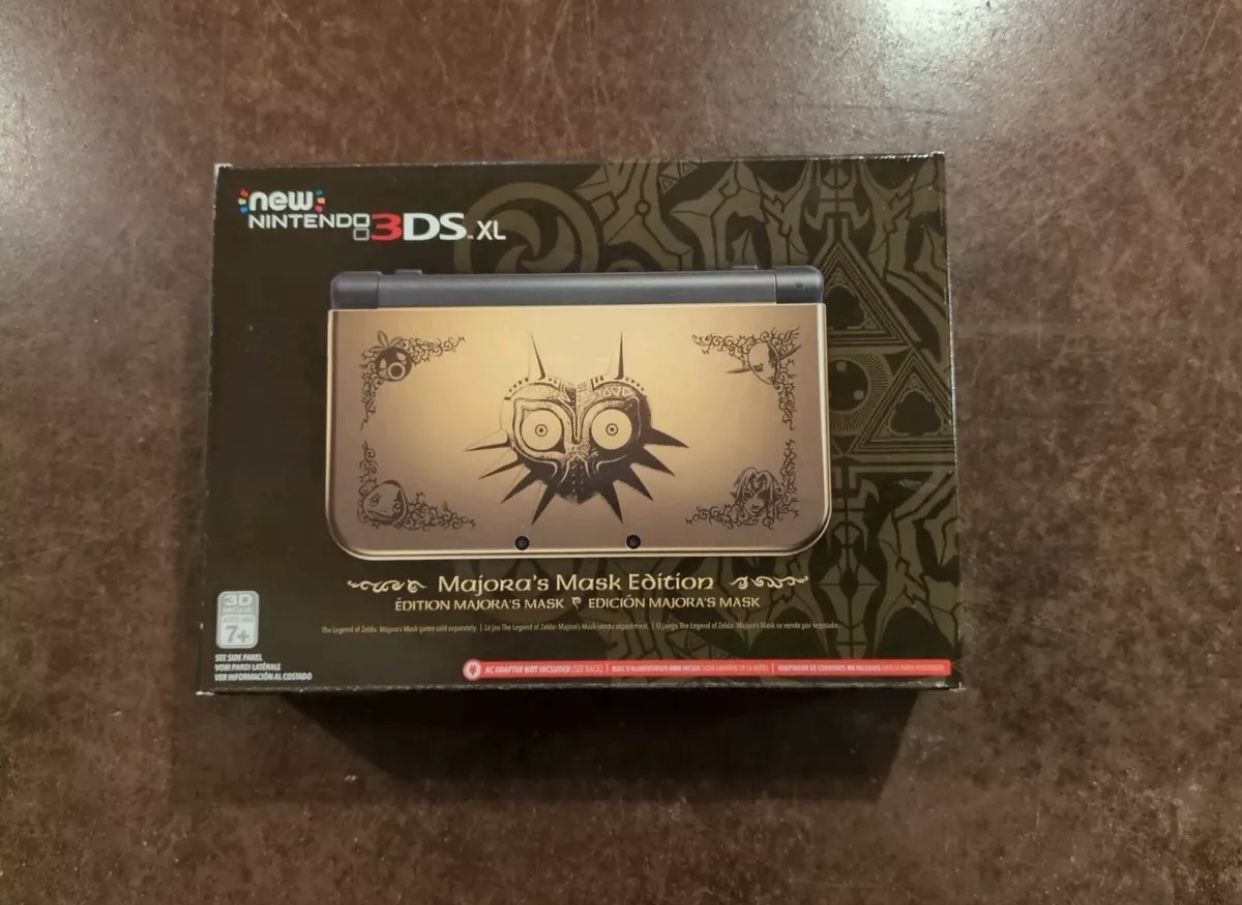 Nintendo New 3DS XL Majora's Mask